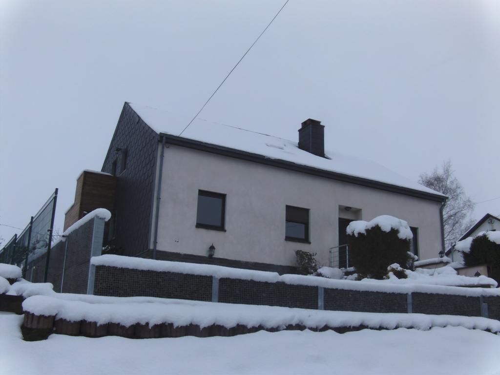 Gite Les Framboisiers Neufchateau Room photo
